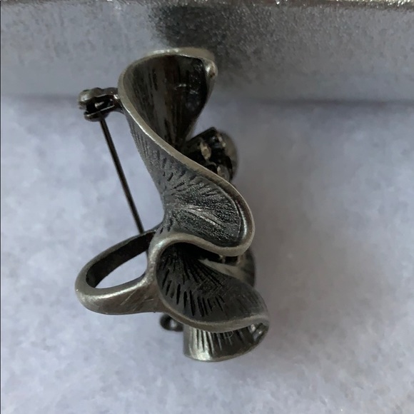 Brooch or Pendant Metal Flower - Picture 5 of 5